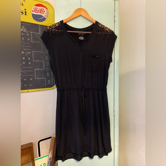 Nicole Miller Black With Lace Detail Night Gown, Size Small - Picture 1 of 6